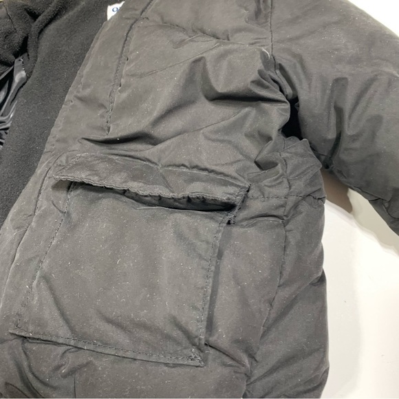 Old Navy little boy’s 2Y puffer jacket - Picture 5 of 6